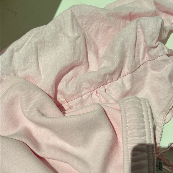 Brandy Melville pink top - Picture 4 of 4